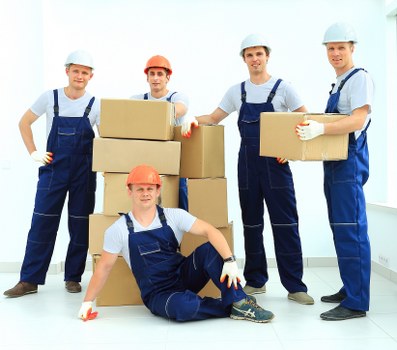 Packing and loading support for Barnet removals